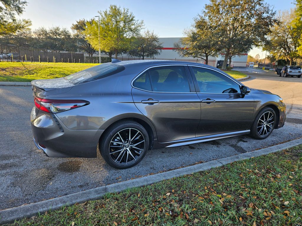 2024 Toyota Camry SE 5