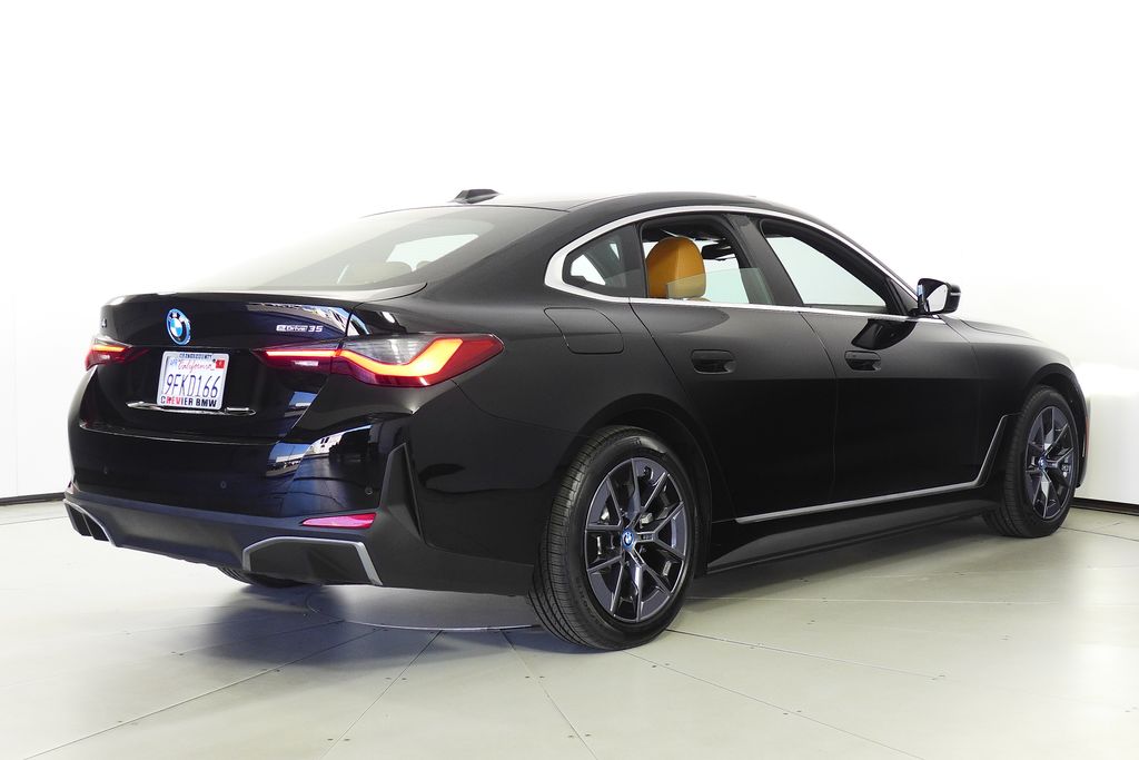 Thumbnail: 2023 BMW i4 - 7