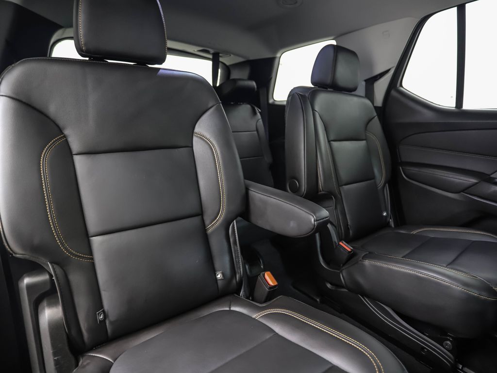 Thumbnail: 2021 Chevrolet Traverse - 29