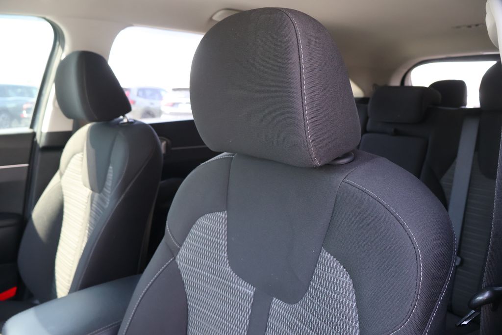 Thumbnail: 2022 Kia Sorento - 31