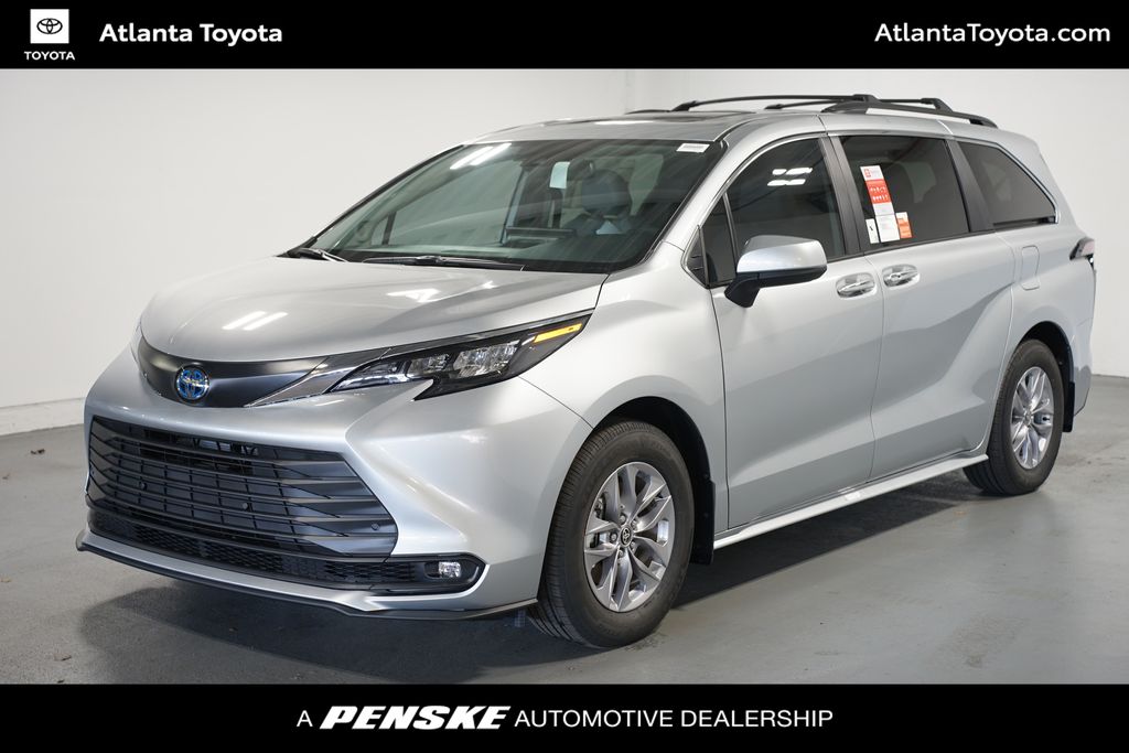Thumbnail: 2025 Toyota Sienna - 1