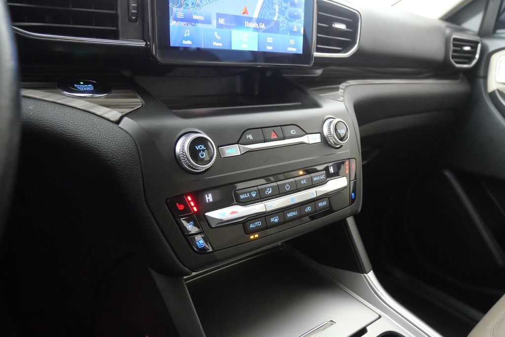 2020 Ford Explorer Limited 28