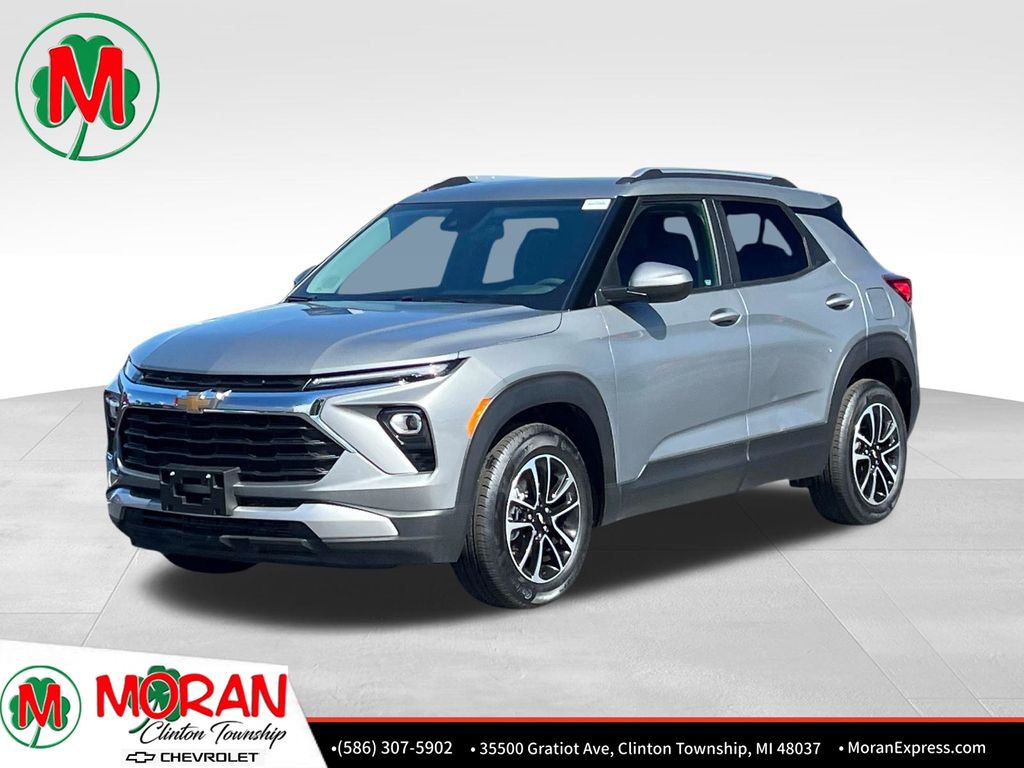 Sterling Gray Metallic 2025 Chevrolet Trailblazer LT FWD SUV / Crossover Front-Wheel Drive Continuously Variable Transmission