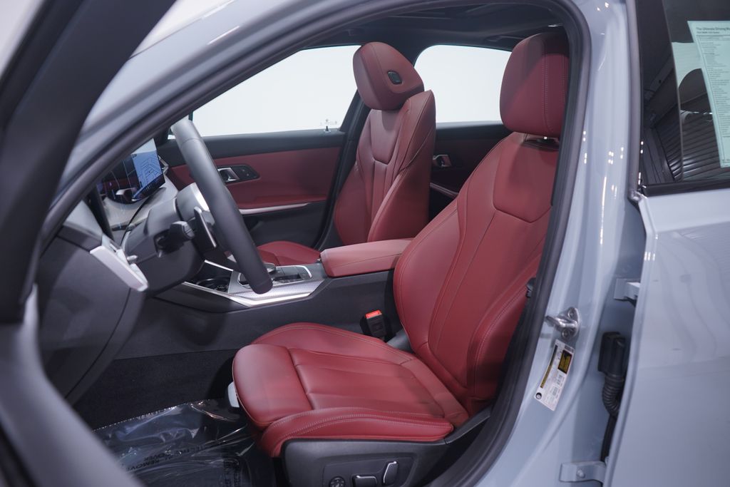 2025 BMW 3 Series 330i 7