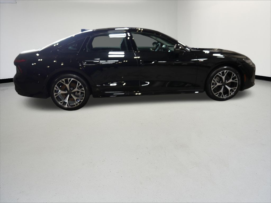 Thumbnail: 2026 Audi A6 - 6