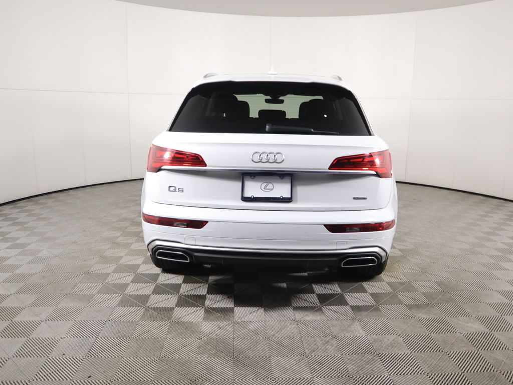 Thumbnail: 2021 Audi Q5 - 6