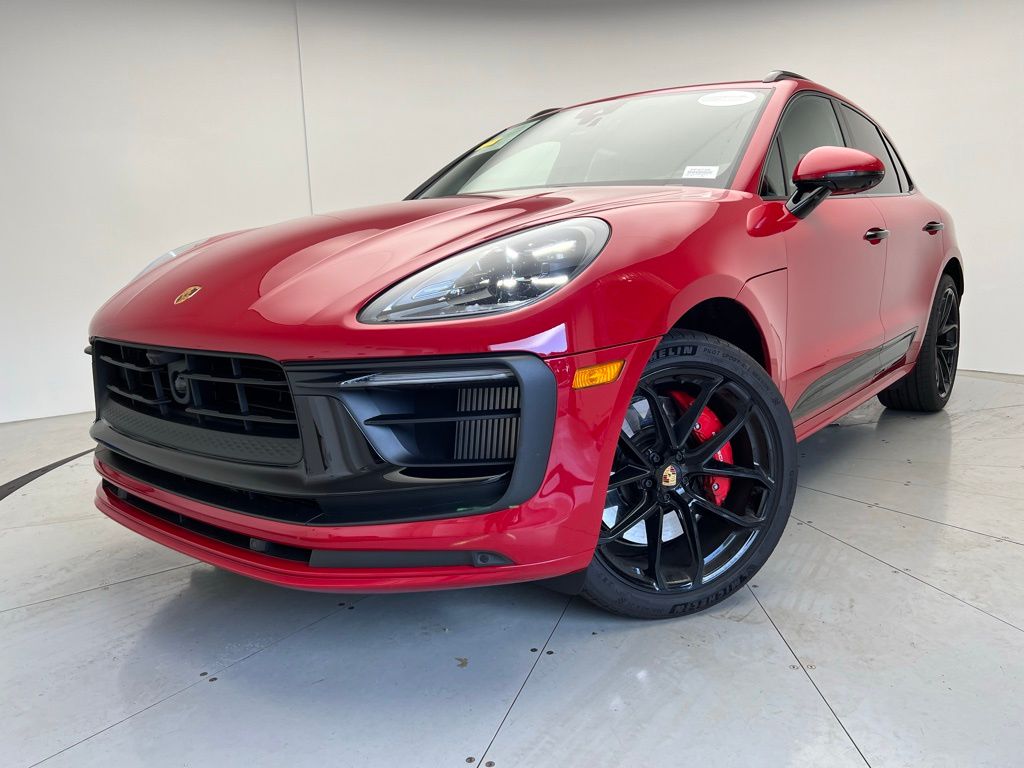 Thumbnail: 2024 Porsche Macan - 1