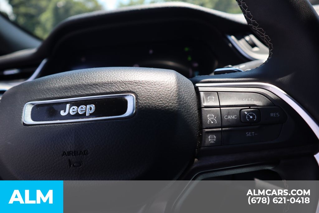 Used 2024 White Jeep 4xe image 31