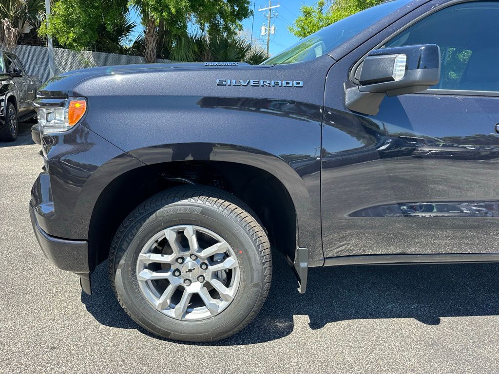 2024 Chevrolet Silverado 1500 RST 11