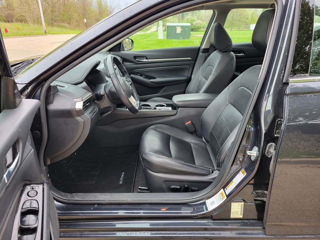 2020 Nissan Altima 2.5 SL photo