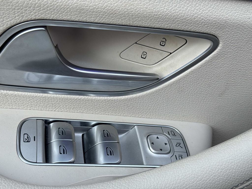 2022 Mercedes Benz GLE 350 4MATIC photo 26