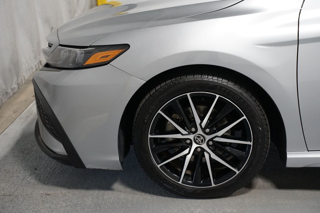 Thumbnail: 2023 Toyota Camry - 5