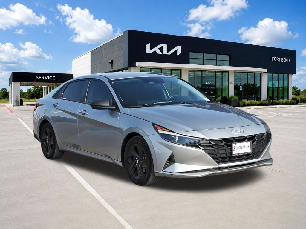 2022 Hyundai Elantra SEL Silver at Emmons Autoplex