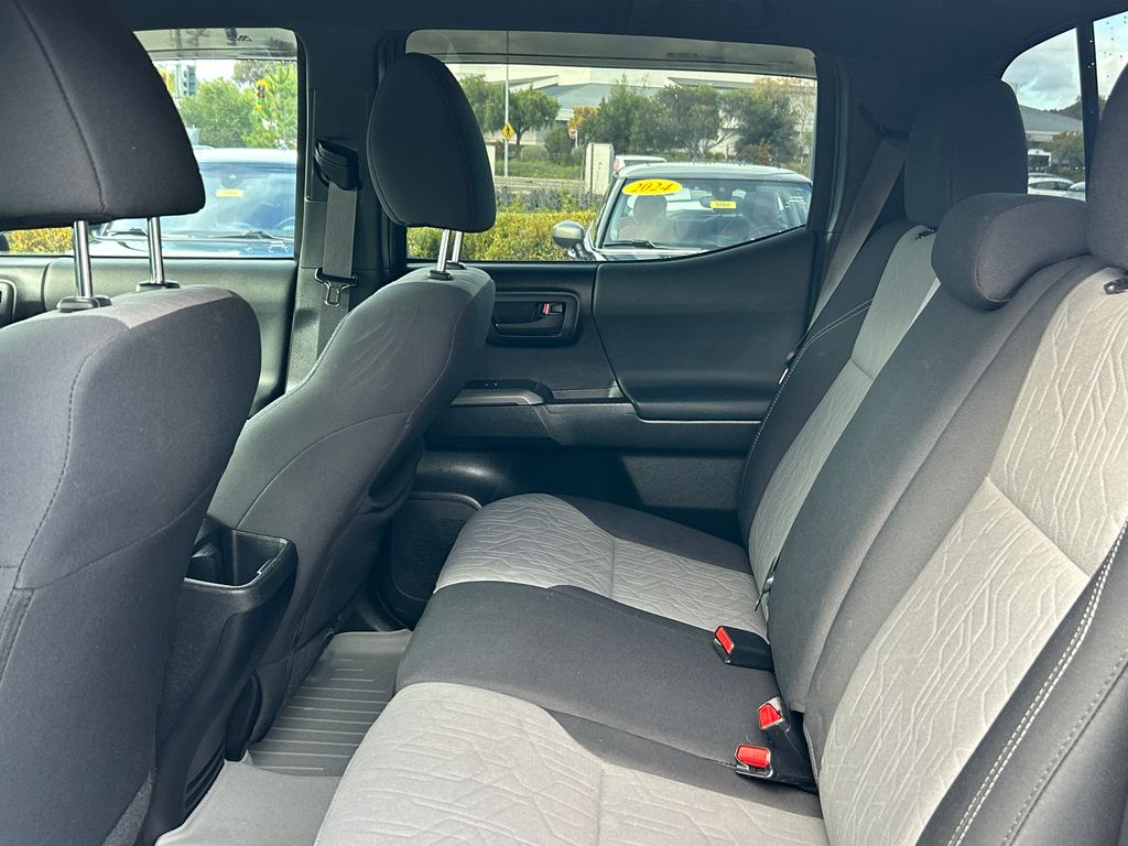 Thumbnail: 2020 Toyota Tacoma - 30