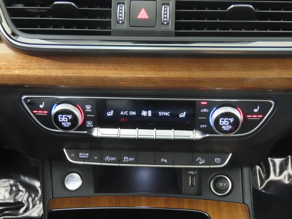 Thumbnail: 2023 Audi Q5 - 23