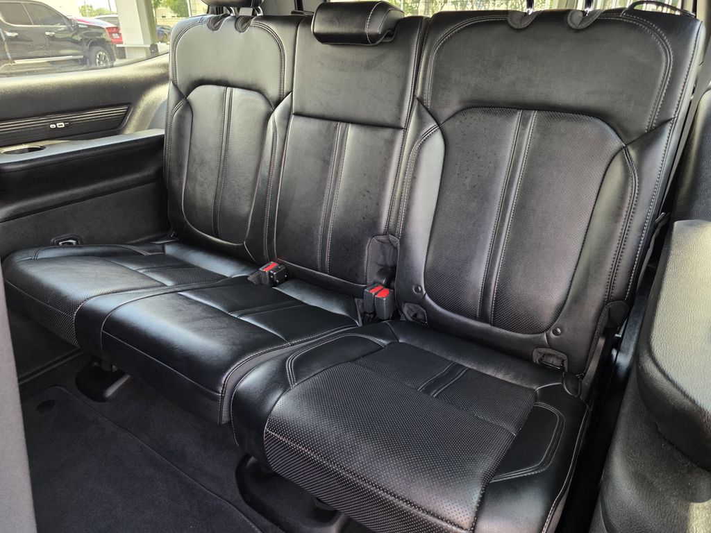 2024 Jeep Wagoneer Series II White at River Oaks CDJR