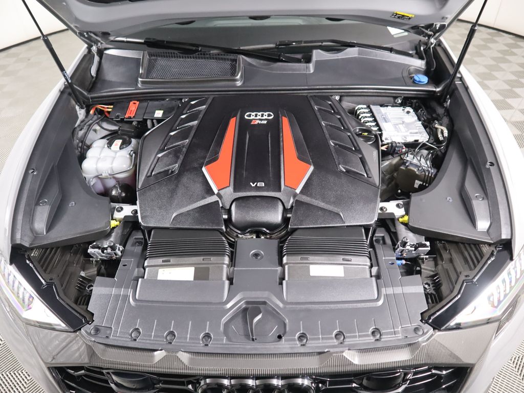 Thumbnail: 2024 Audi RS Q8 - 30