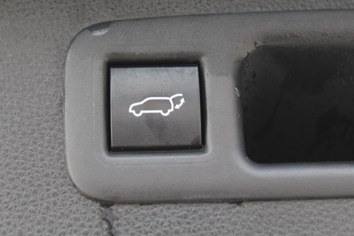 Used Car 2022 Toyota Highlander  Xse For Sale Under $35,000 In Georgetown, Texas