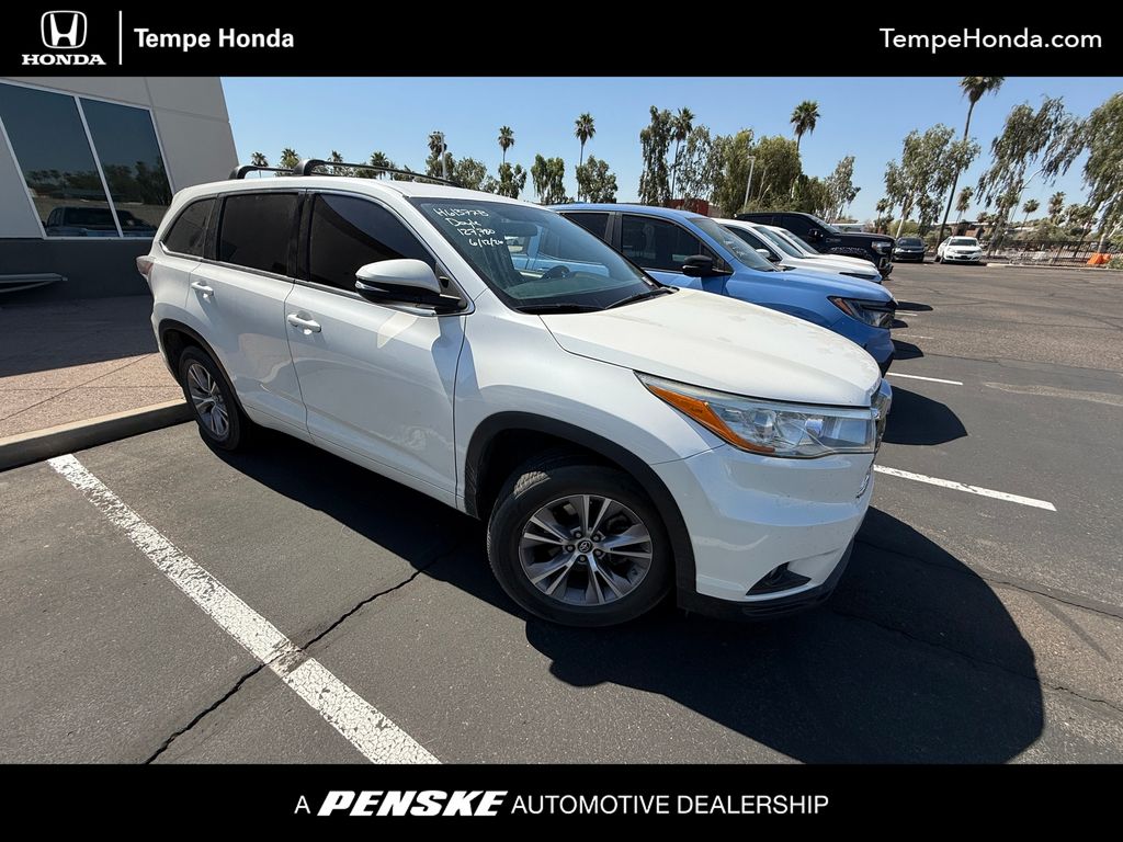 Thumbnail: 2016 Toyota Highlander - 1