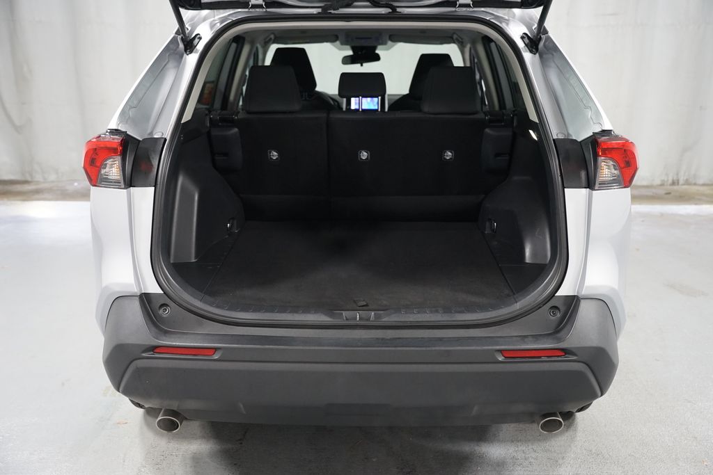 Thumbnail: 2024 Toyota RAV4 - 32