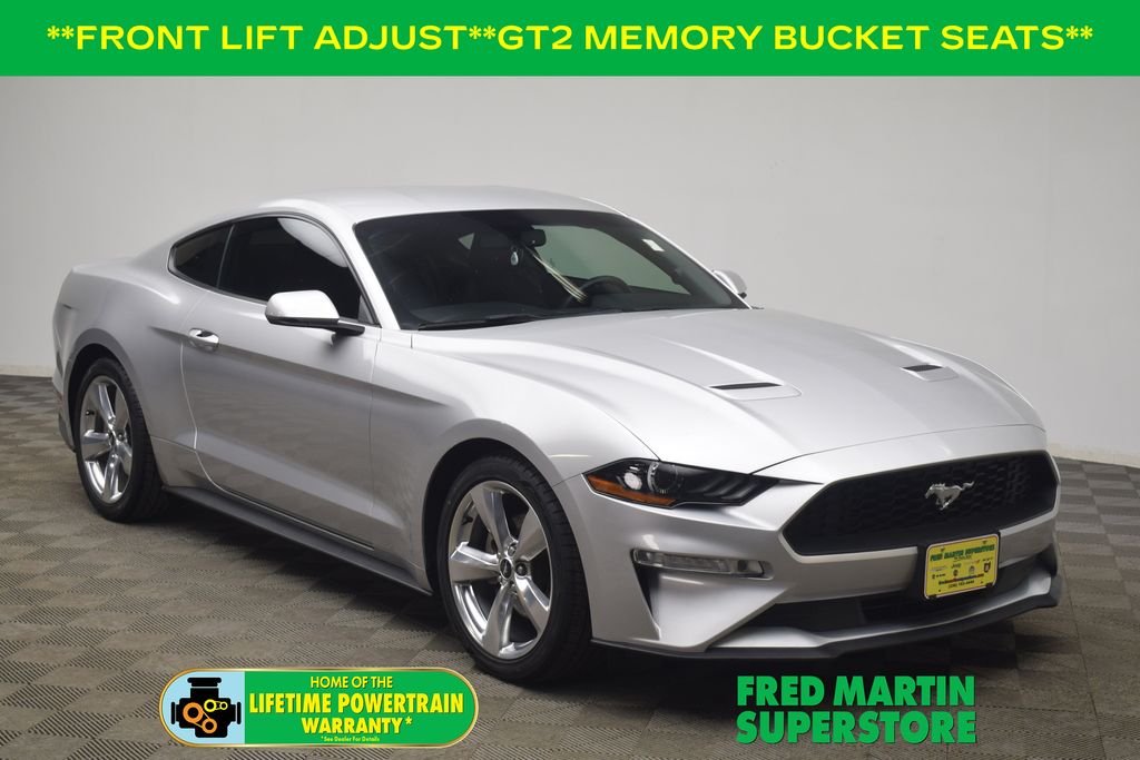 2018 Ford Mustang EcoBoost Premium Coupe RWD