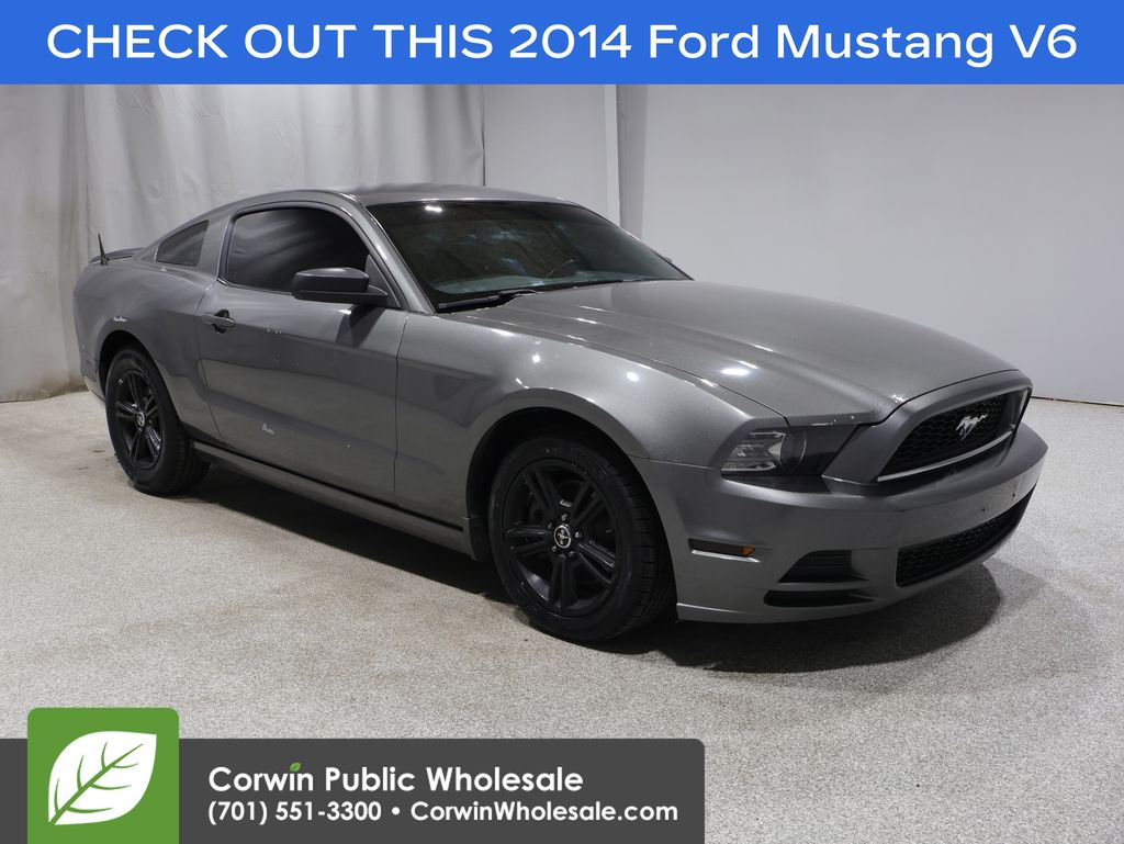 2014 Ford Mustang V6 Coupe RWD