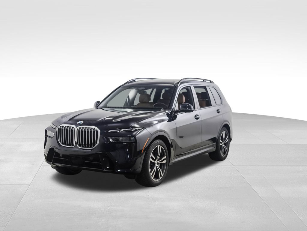 2024 BMW X7 xDrive40i Hero Image