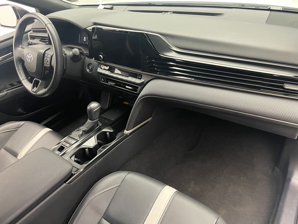 Thumbnail: 2025 Toyota Camry - 20