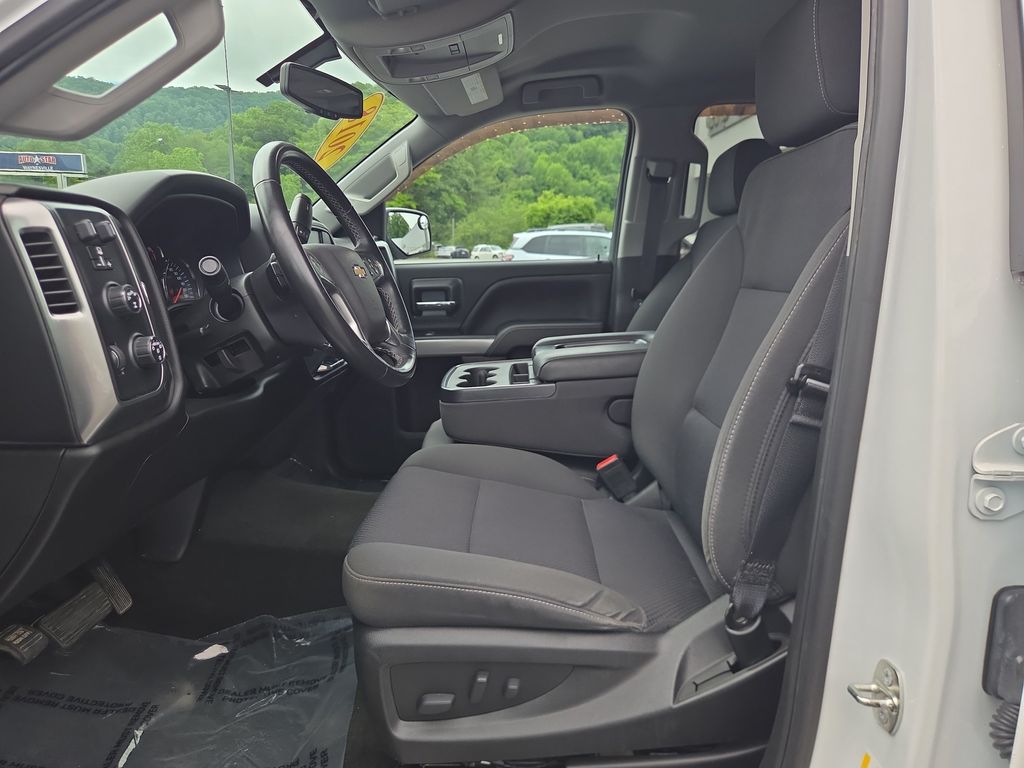 used 2018 Chevrolet Silverado 1500 car, priced at $27,990