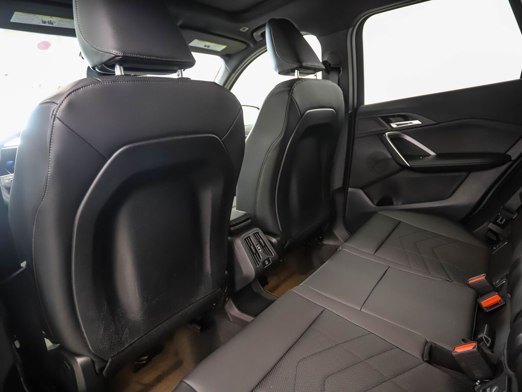 Thumbnail: 2026 BMW X1 - 21