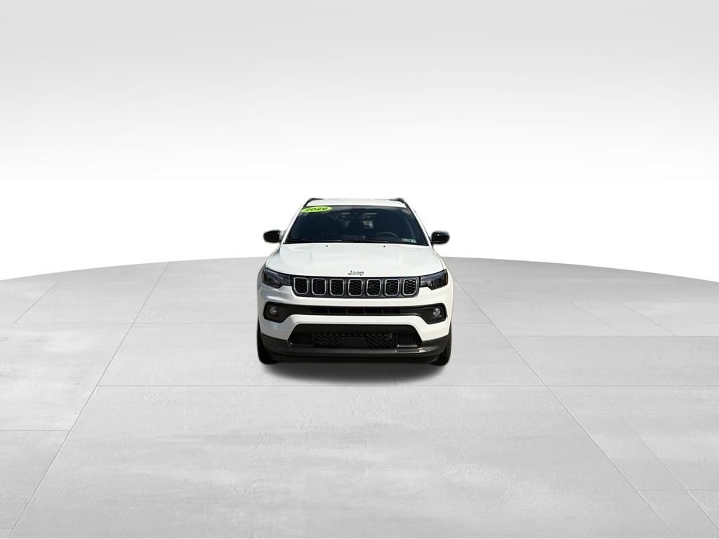 2026 Jeep Compass Latitude White at South Hills CDJR