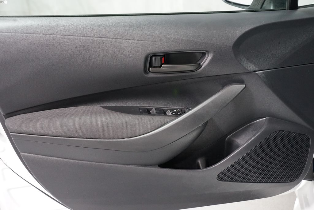 Thumbnail: 2025 Toyota Corolla - 27