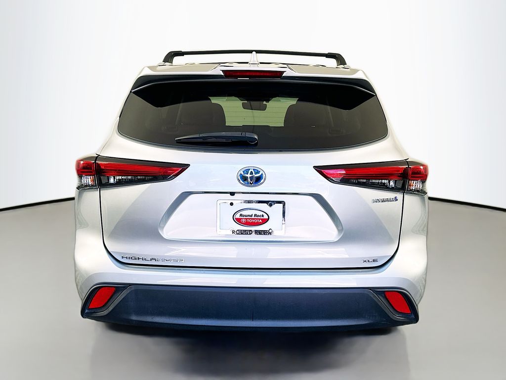 Thumbnail: 2021 Toyota Highlander - 6