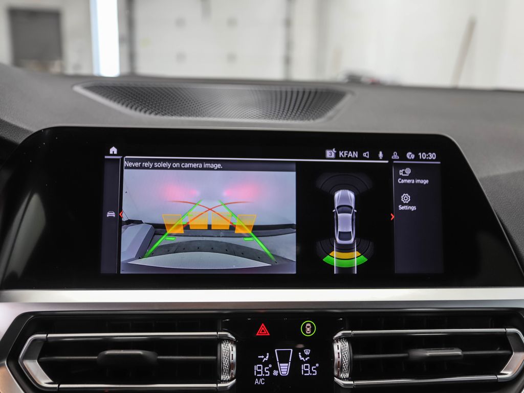 Thumbnail: 2023 BMW 4 Series - 18