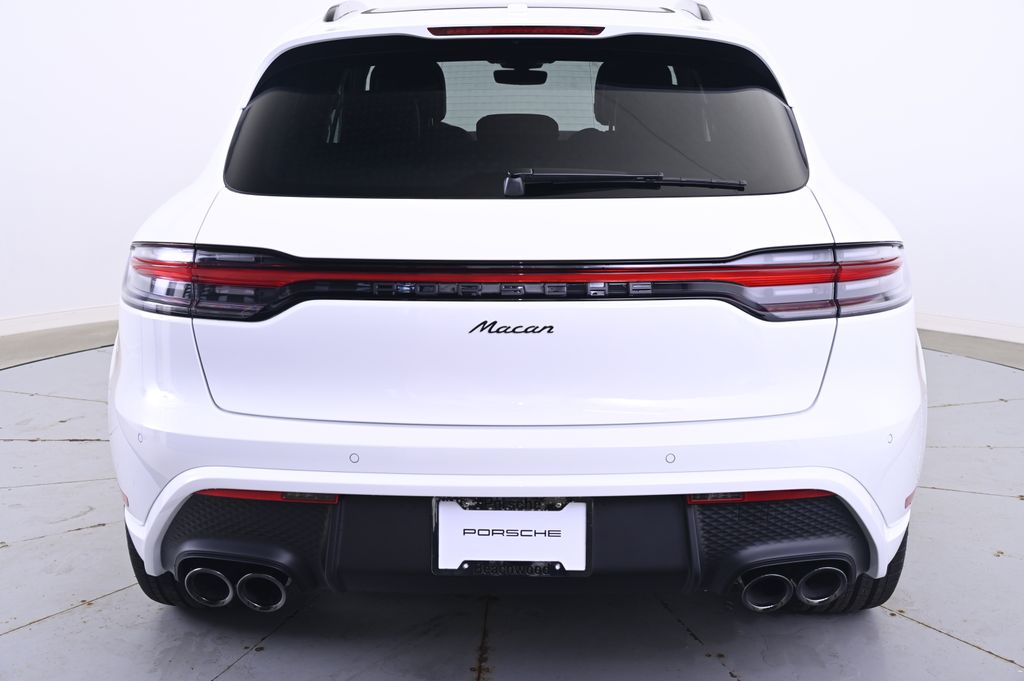 Thumbnail: 2026 Porsche Macan - 6