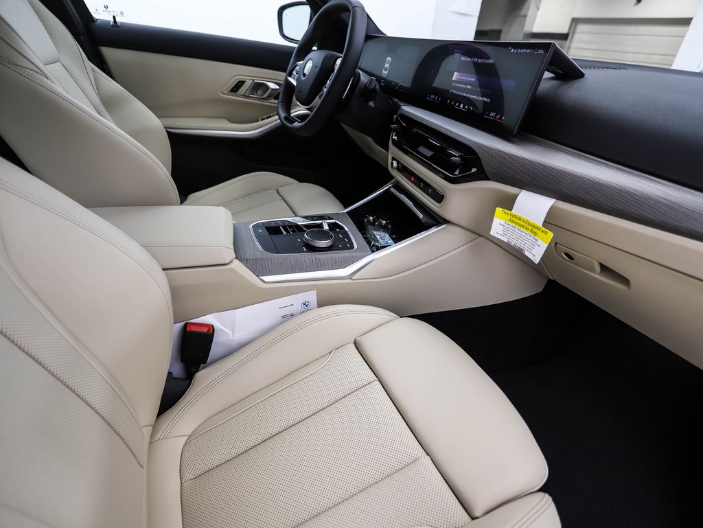 Thumbnail: 2025 BMW 3 Series - 31