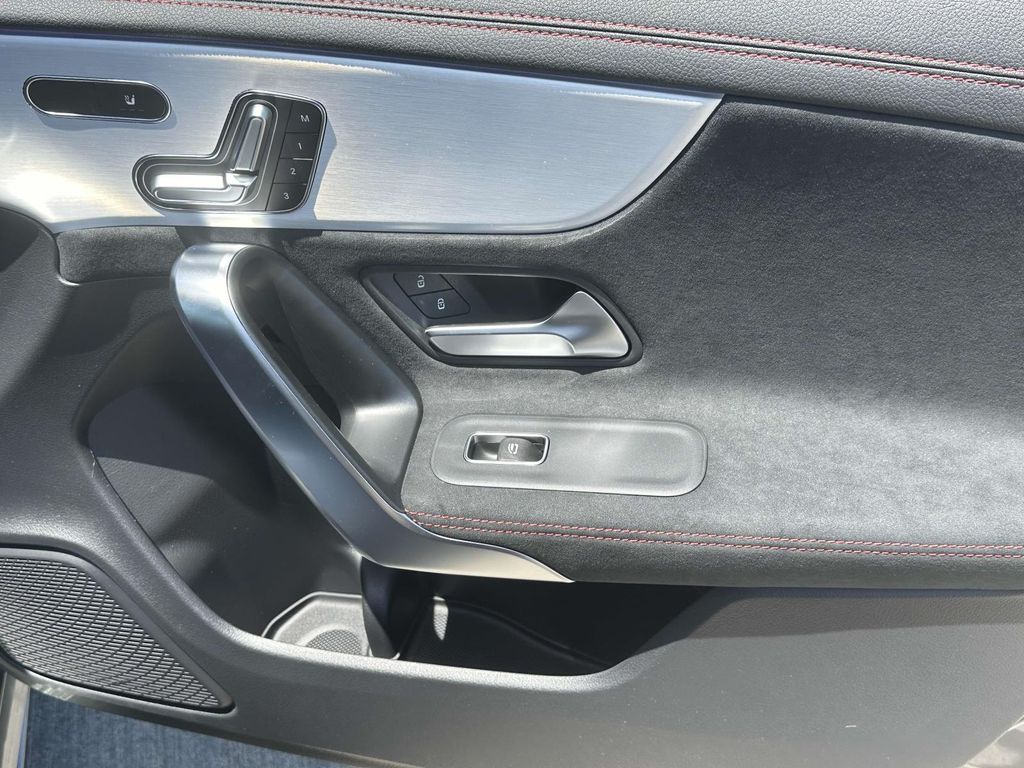 2025 Mercedes-Benz CLA 250 15