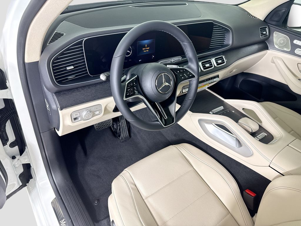 Thumbnail: 2026 Mercedes-Benz GLE - 10