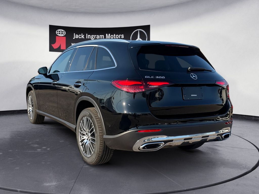 new 2026 Mercedes-Benz GLC car