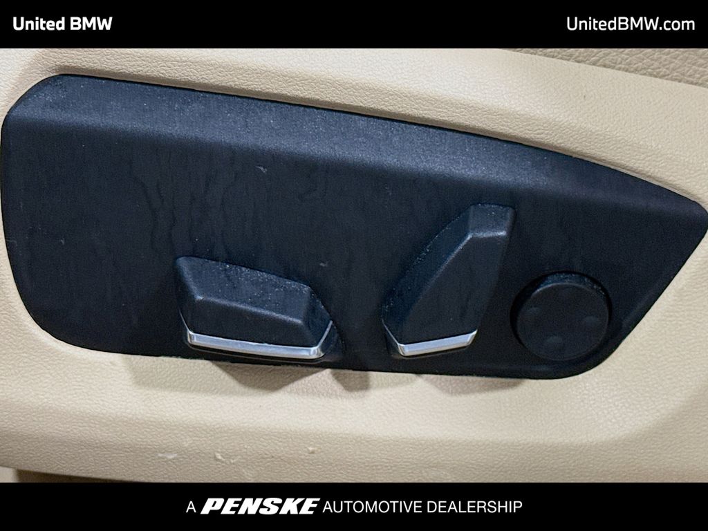 Thumbnail: 2015 BMW 5 Series - 4