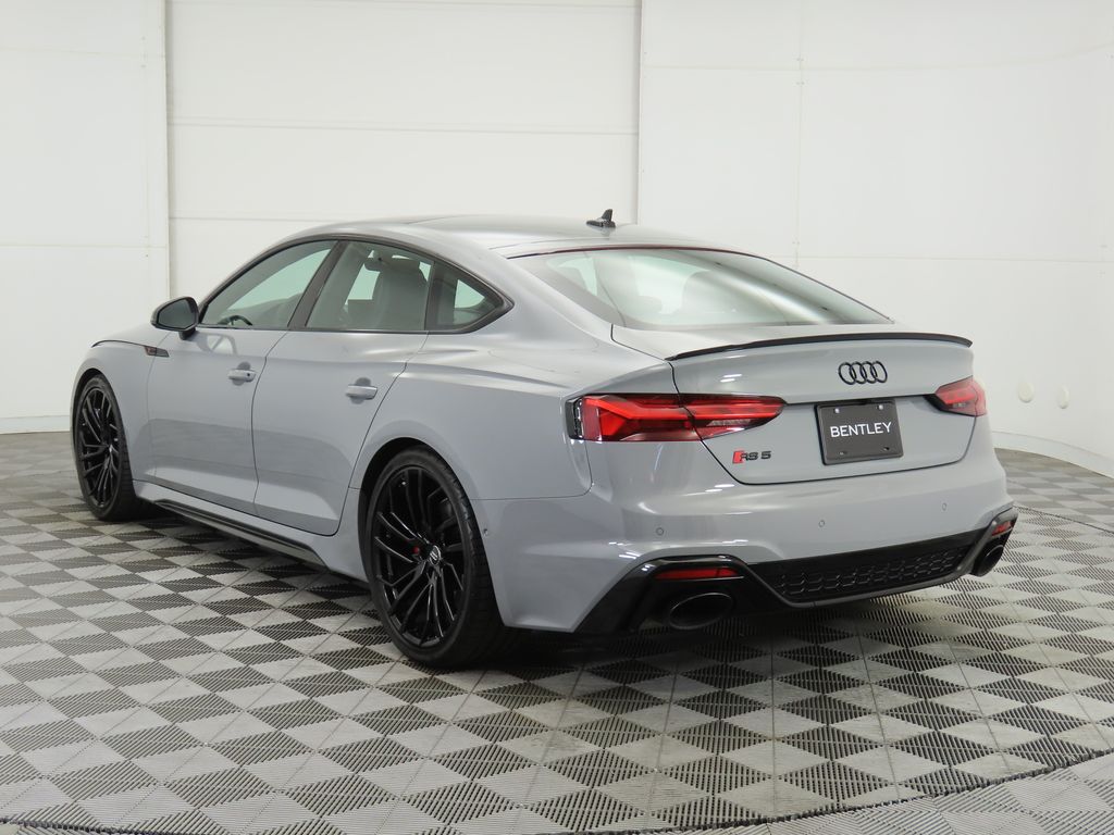 Thumbnail: 2021 Audi RS 5 - 7