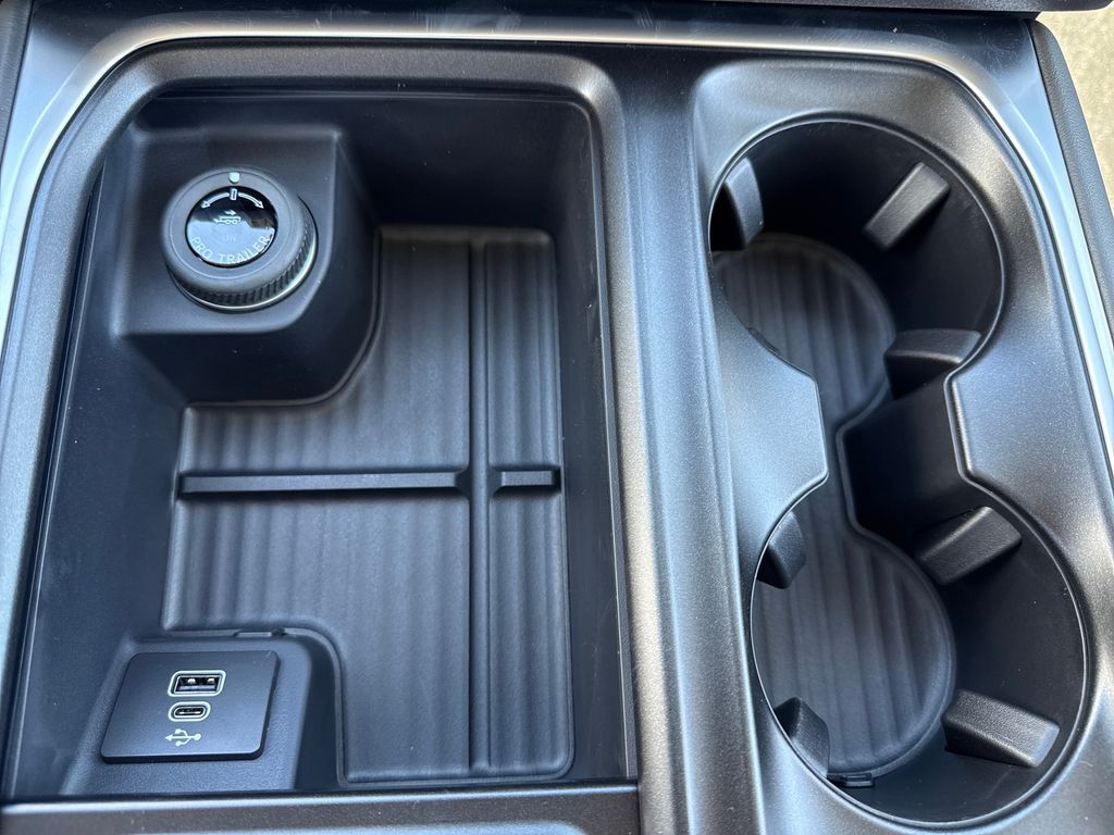 New 2026 Silver Ford Active image 32
