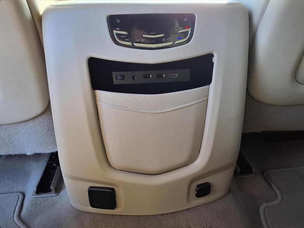 2019 Cadillac Escalade Premium Luxury - Photo 25