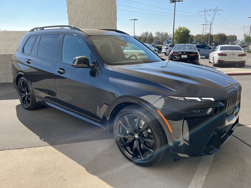 2025 BMW X7 xDrive40i 5