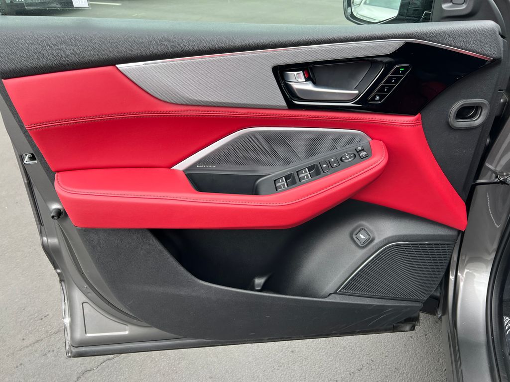 2025 Acura MDX Base 11