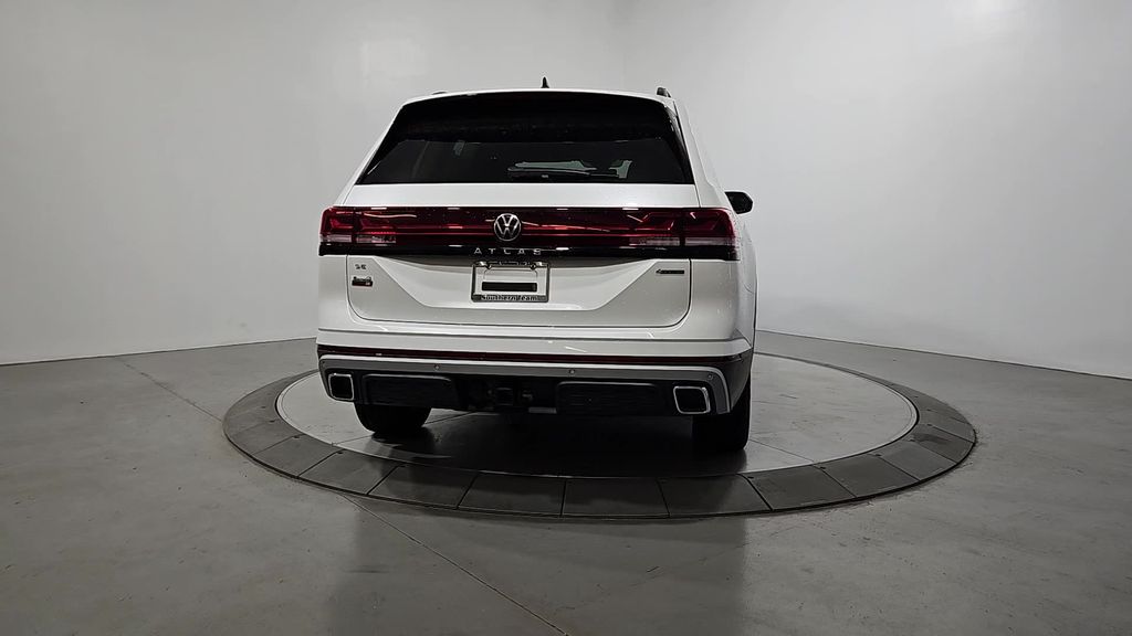New 2026 White/off-white Volkswagen 2.0T Peak Edition image 4