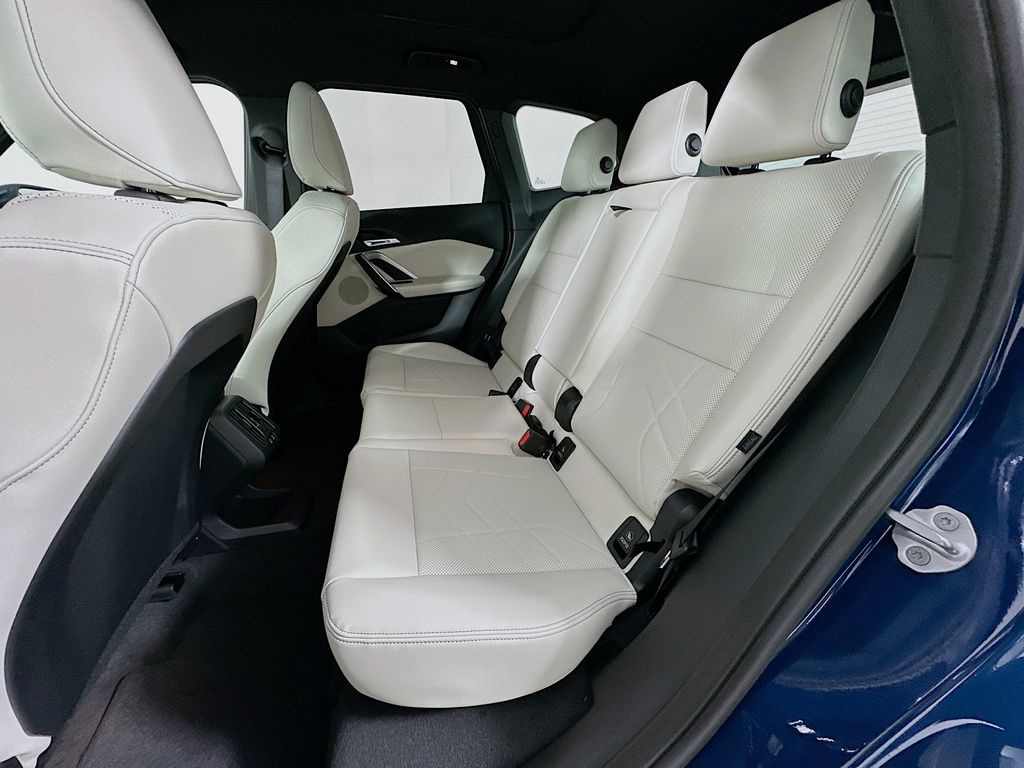 Thumbnail: 2026 BMW X1 - 17