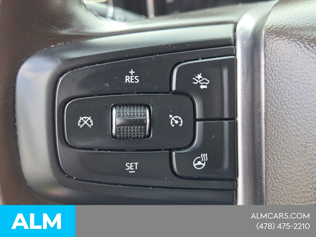 Used 2024 Black GMC SLT image 27