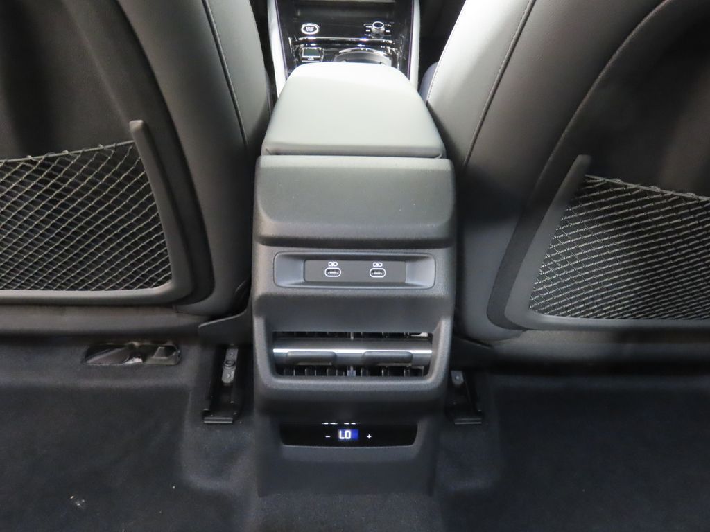 Thumbnail: 2026 Audi Q3 - 24