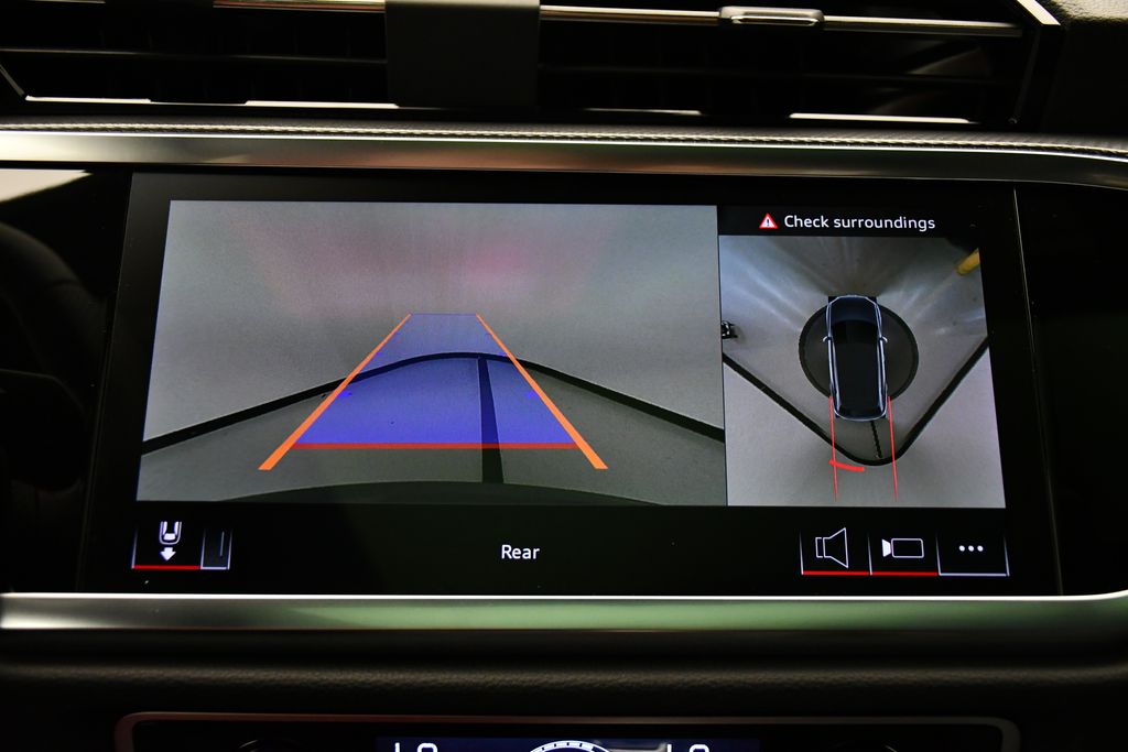 2025 Audi Q3  27